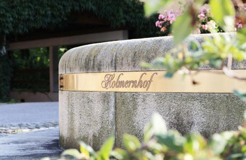 Bad Fuessing Apartment | Family-Friendly Appartementhaus Holmernhof I with High Ratings