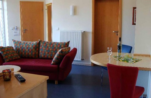 Safferstetten Apartment | Family-Friendly Appartementhaus Löwenzahn with Great Ratings