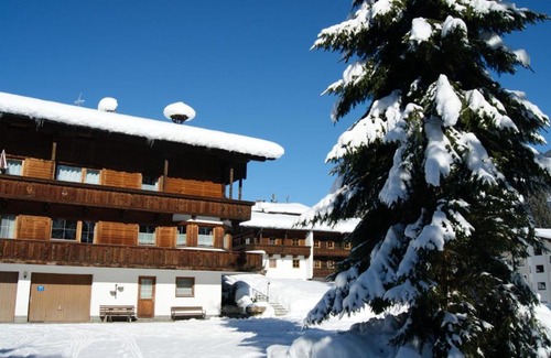 Auffach House | Premier Appartementhaus Talwinkel with Oceanfront Views