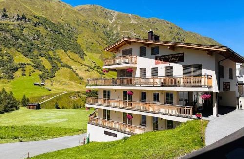 Obergurgl Apartment | Discover Appartements Andy: 4-Star, Child & Pet Friendly