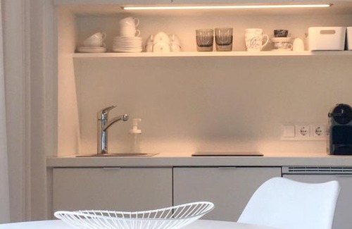 Velden am Worther See Apartment | Cozy Oceanfront Appartements Gästehaus Gallob - 9.3/10 Rated