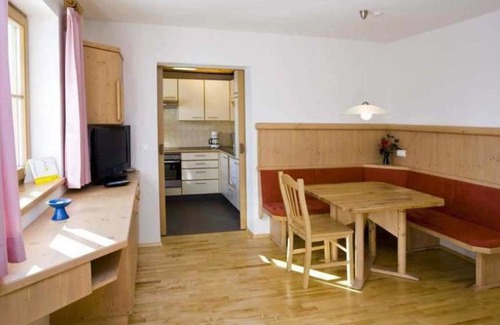 Matrei in Osttirol Apartment | Oceanfront Appartements Birnbaumer with Spa & Kids Amenities