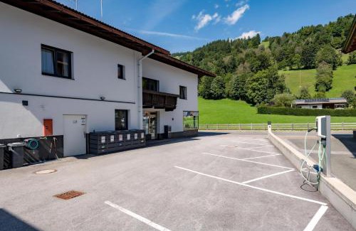 Brixen im Thale Apartment | Unforgettable Appartements Bucher - Family-Friendly Retreat