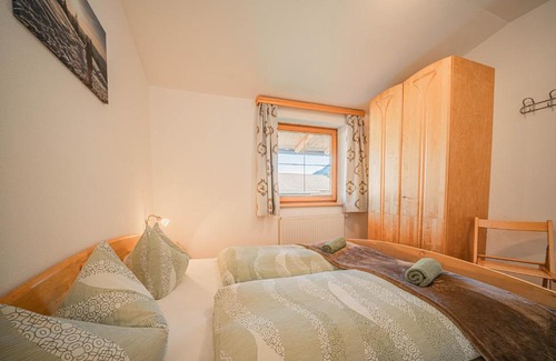 Moosen Apartment | Comfortable Appartement Gamper: Pet-Friendly & Family-Oriented