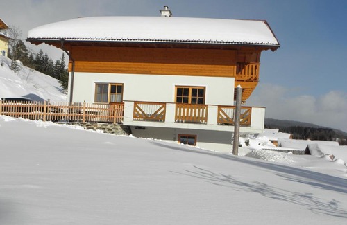 Schladming Apartment | Family-Friendly Appartements Hochegg with Hot Tub & Pool