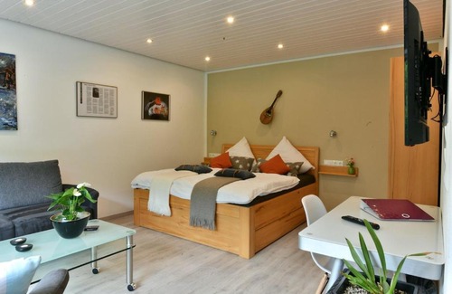 Klotten Apartment | Family-Friendly Appartements Moselblick with High Ratings