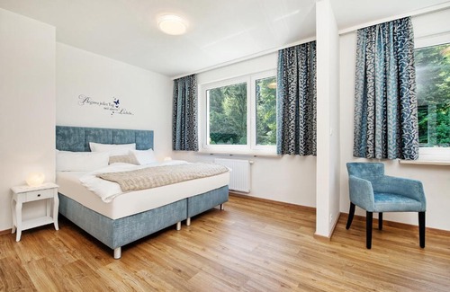 Augsdorf Apartment | Oceanfront Appartements Schwarzvilla with Private Beach Access