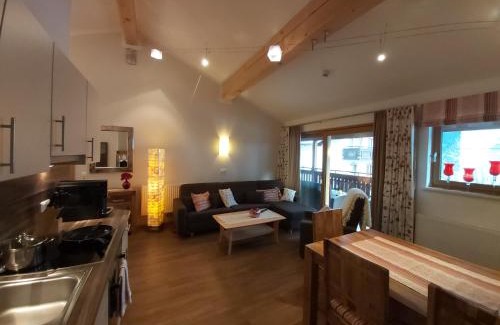Berwang Apartment | Guest Rated: Appartements Sportsüberl with Pet-Friendly Perks