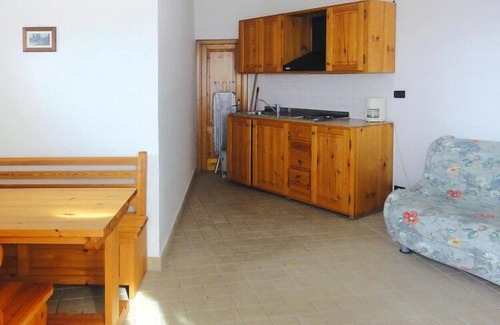 Giugnano Apartment | Pet-Friendly Appartements Villa Morosi with Pool in Lamporecchio