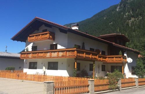 Bichlbach Apartment | Pet-Friendly Appartements Wacker with Ocean View & Spa