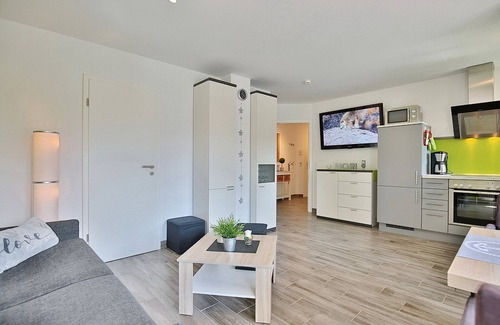Niendorf Apartment | Oceanfront Appartements Windrose: Family-Friendly Retreat