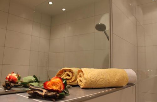 Ried im Oberinntal Apartment | Family-Friendly Retreat at Appartements Zerzer, Rated 9.3