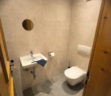 Pertisau Apartment | Pet-Friendly Apparthaus Alpina with Fireplace & Kids' Amenities