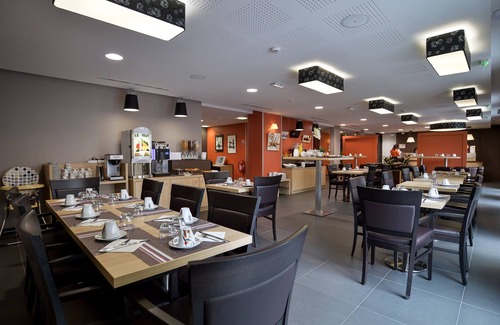 Blatin House | Pet-Friendly Apparthotel Privilodges with Spa & Breakfast