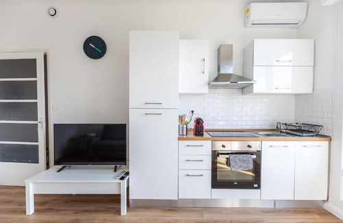 Saint-Charles Apartment | Family-Friendly AppartHotel T3 EpicServices Saint-Charles