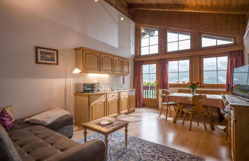 Ellmau Apartment | Discover Apparthotel Tom Sojer: Pet-Friendly Retreat