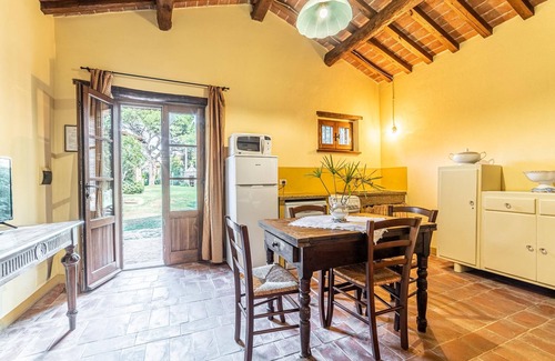 Badicorte Apartment | Experience Il Querciolo: Top-Rated Apartment in Tuscany