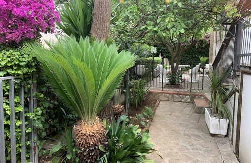 Gianola Apartment | Spacious Apartment for 8 Near Beach with Pool & Ocean View