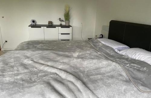 Fischeln Apartment | Family-Friendly Stay at Appartment Königshof Awaits