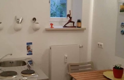 Schwabing-West Apartment | Cozy Apartment with Private Garden in Schwabing Awaits You