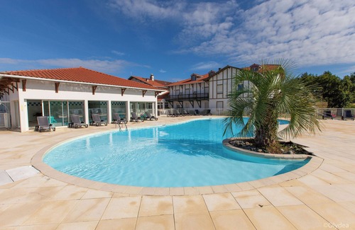 Cassen Condo | Inviting Apartment with Indoor & Outdoor Pools