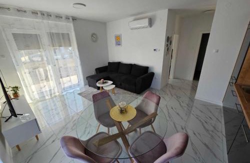Durdevac Apartment | Top-Rated Appartment Podravina: Child-Friendly Retreat