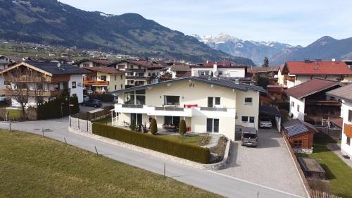 Finsing Apartment | Family-Friendly Getaway at Appartment Schatz, Rated 9.6/10