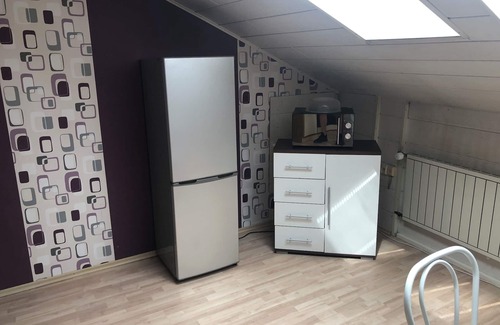 Gaudernbach Apartment | Cozy 2-Bedroom Apartment with Kitchen & Pet-Friendly Amenities