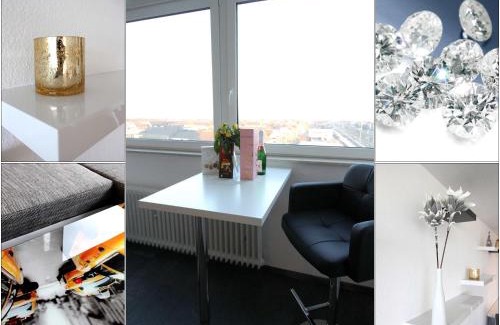 Fuerth Apartment | Elevated Stays at Appartments über den Wolken with Pool