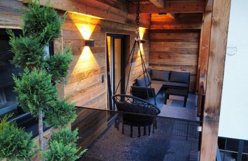 Zell am Ziller Apartment | Discover Family-Friendly Comfort at Appartments Das Franzal