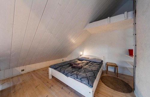 Tatari Apartment | Family-Friendly Stay at Apple 9 Apartment - Rated 9/10