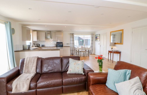 Thirsk Cottage | Family-Friendly Apple Tree Cottage with Garden in Northallerton