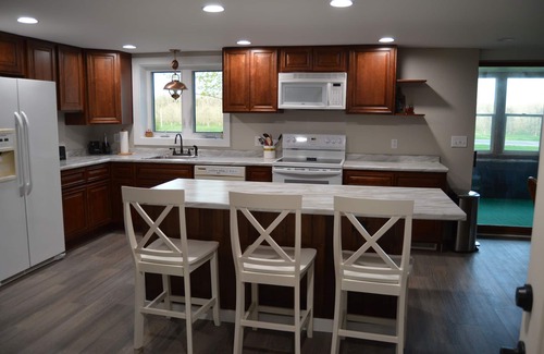 Sodus House | Apple View: Accessible Country Home with Hot Tub & Pool