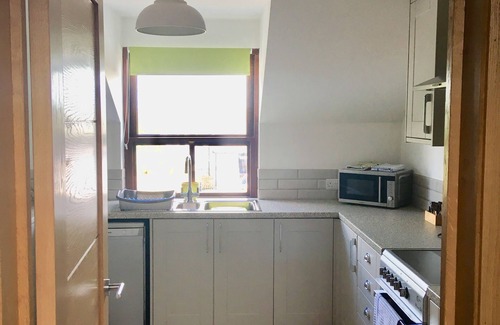 Appledore Apartment | Unforgettable Appledore Stay: Oceanfront, Pool & Parking