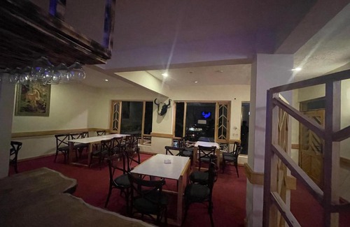 Hunza Hotel | Discover Applegarden Hunza: Pet & Child Friendly Retreat