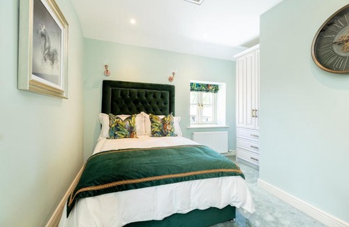 Navan Apartment | Family-Friendly Stay at Apples Jade Apartment, Rated 10/10