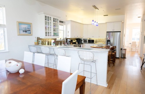 Captiva House | Steps from Captiva Beach with Private Pool and Spa