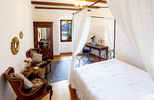 Montreux Other | Family-Friendly 2 Bedroom at Château du Châtelard