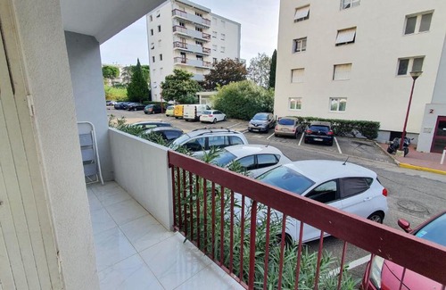 Les Cevennes Apartment | Comfortable Apartment for 2 with Parking and Wi-Fi