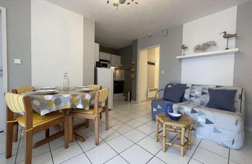 Quartier du Casino Apartment | Appt 2 pièces CHATELAILLON PLAGE - CL040-H11