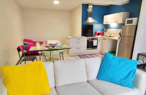 Bourges Apartment | Family-Friendly Apartment Near Palais Jacques Coeur, 9.1 Rating