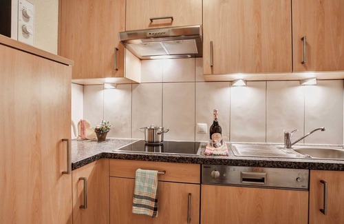 Soelden Apartment | Cozy Appt A for Ski Enthusiasts - Pet Friendly in Sölden