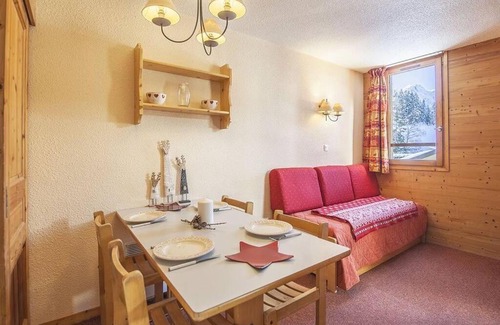 Doucy-Combelouviere Apartment | Cozy Apartment with Balcony in Doucy-Valmorel