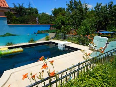 La Terrasse Apartment | Bright and Welcoming Apartment for Two with Pool Access