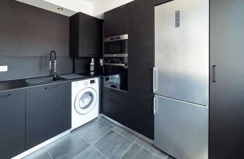 Les Bartins-Jeanne d'Arc-Beausejour Apartment | Bright F3 Apartment in a Peaceful Neighborhood - Rated 9.7