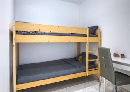 Rognac Apartment | Family-Friendly Apartment for 6 in Rognac - Book Now!