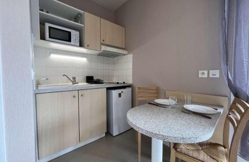 La Rochelle Apartment | Appt Studio cabine LA ROCHELLE - LR040-003