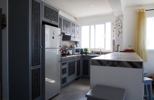 Tamrhakht Bed & Breakfast | Inviting APPT Sunny Facing Atlantic with Oceanfront Amenities