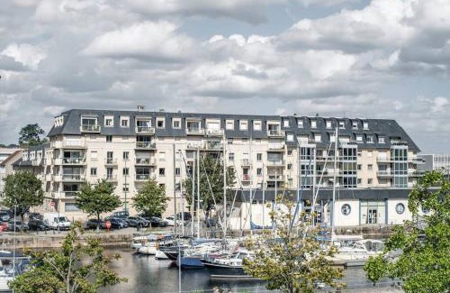 Saint-Jean Apartment | Visit APPT VUE SUR LE PORT DE CAEN - Central City Retreat
