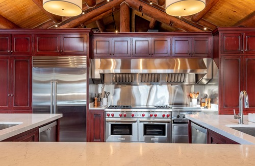 Hailey House | Ultimate Family Gathering at Chateau Buttercup - Top Rated!